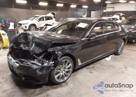 2018 BMW Alpina B7 xDrive из США, поврежденный, VIN WBA7F2C57JB238818